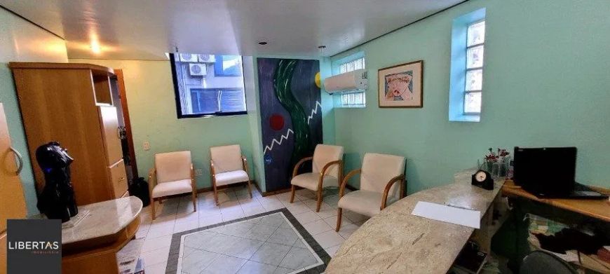 SALA AMPLA COM 73M² PRIVATIVOS, CENTRO PORTO ALEGRE, GARAGEM, ELEVADOR