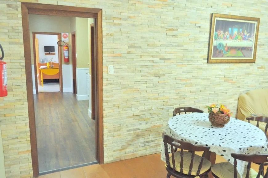 Casa para Venda - 240m², 3 dormitórios, sendo 1 suites, 3 vagas - Ipanema