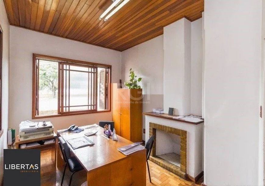Casa para Venda - 120m², 3 dormitórios, sendo 1 suites, 3 vagas - Partenon