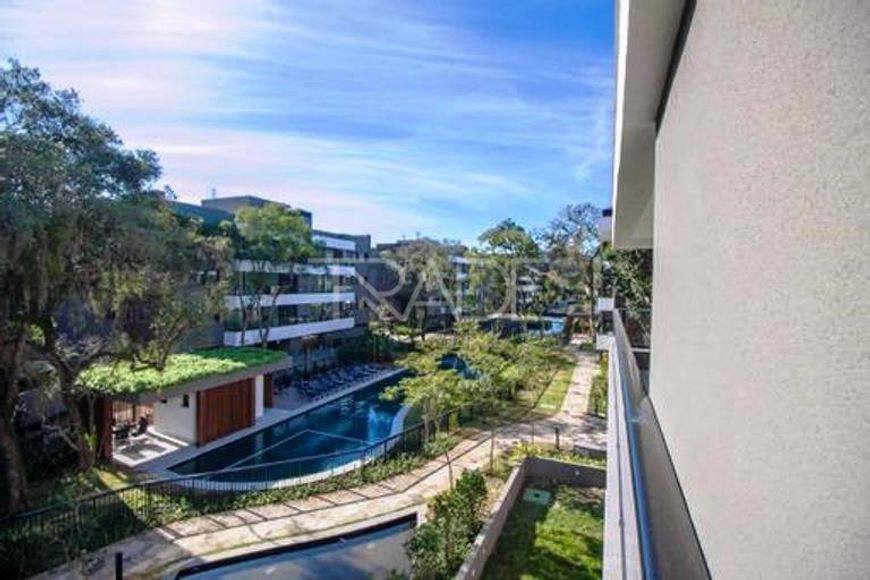 Apartamento de 3 suítes no bairro pedra Redonda, zona sul de Porto Alegre.