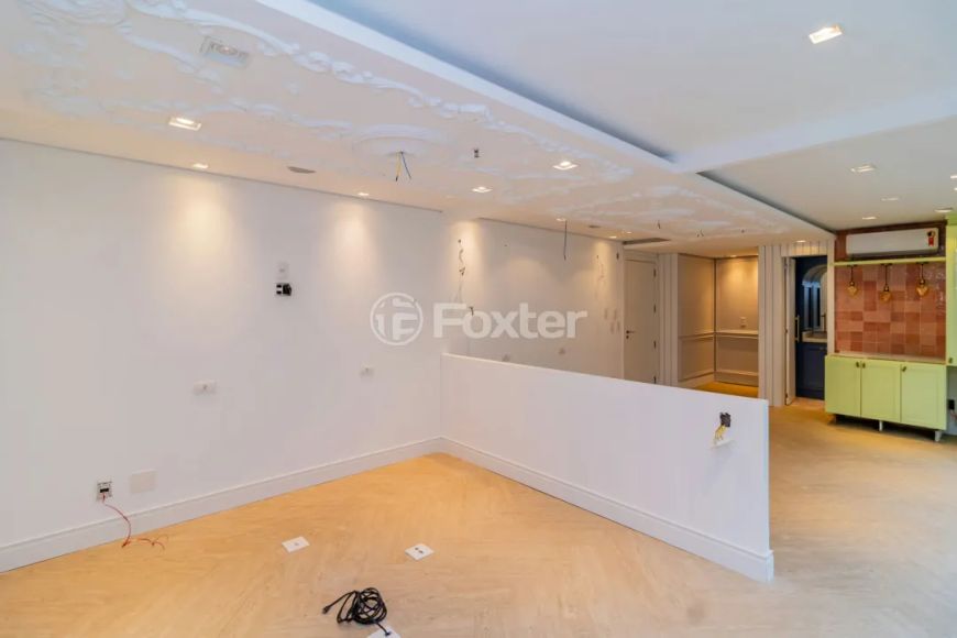 Sala / Conjunto Comercial à venda Rua Doutor Vale, Moinhos de Vento - Porto Alegre