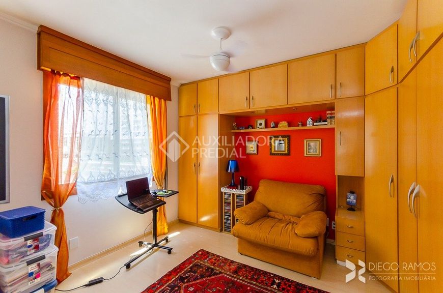Apartamento para venda possui 122 metros quadrados com 3 quartos