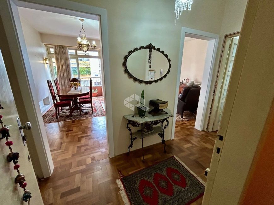 Apartamento com 144m² e 3 quartos à venda na Avenida Independência