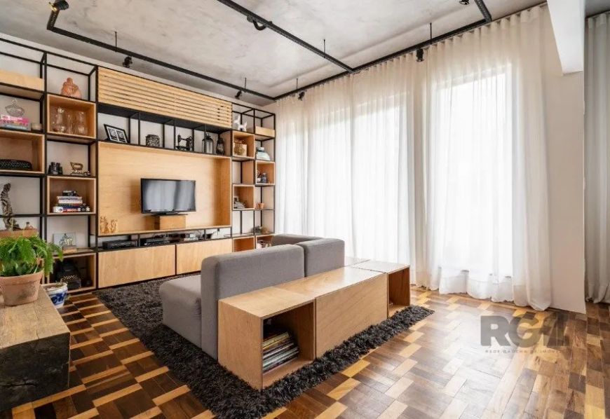 Semi mobiliado, Totalmente repaginado como novo. Lindíssimo apartamento com 140m2 privativos em rua
