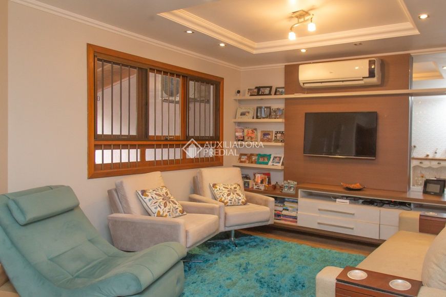 Sobrado à venda no bairro Ecoville com 156 m² e 3 dormitórios/quartos disponíveis