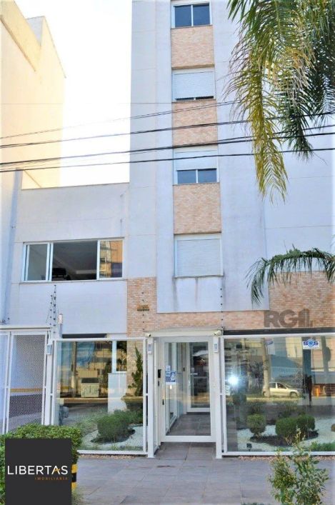 Excelente apartamento 2 dorm. sendo 1 suite, com terraço, churrasqueira, semimob