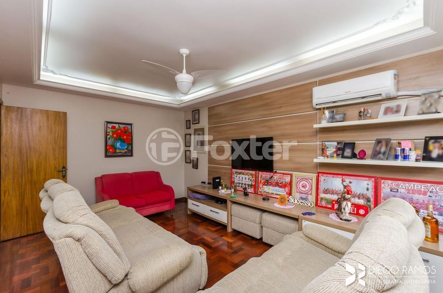Casa à venda Rua Paul Harris, Jardim Itu - Porto Alegre
