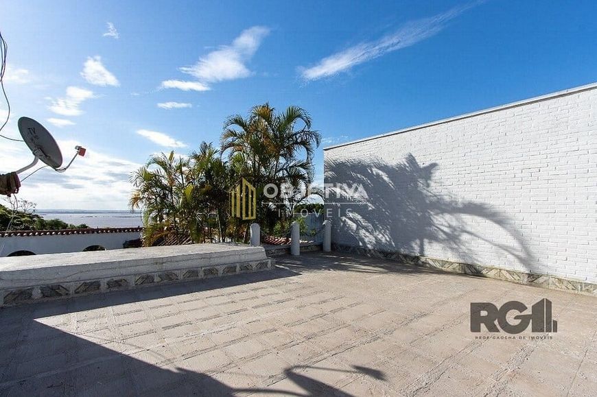 Casa à venda 3 Quartos 1 Suite 3 Vagas 580M² Santa Tereza Porto Alegre - RS