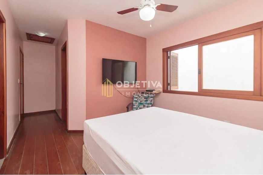 Casa à venda 3 Quartos 1 Suite 3 Vagas 213M² Chácara das Pedras Porto Alegre - RS
