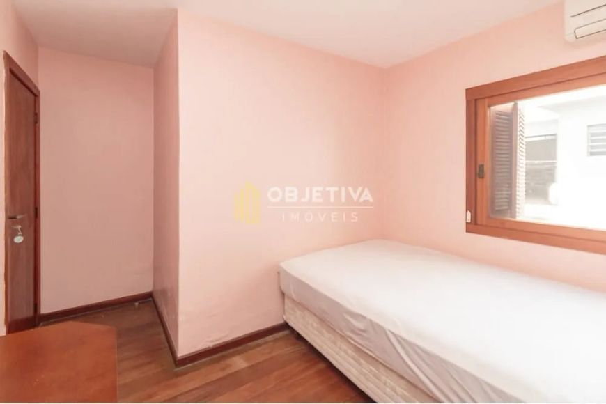 Casa à venda 3 Quartos 1 Suite 3 Vagas 213M² Chácara das Pedras Porto Alegre - RS