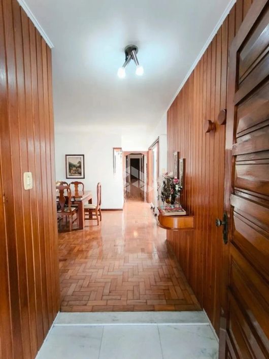 Sobrado em Jardim Lindóia