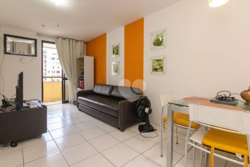 Apartamento quarto e sala em Copacabana
