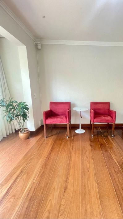 CASA EM CONDOMÍNIO / CRISTAL / ZONA SULVocê vai se encantar com esta casa em condomínio com vista pa