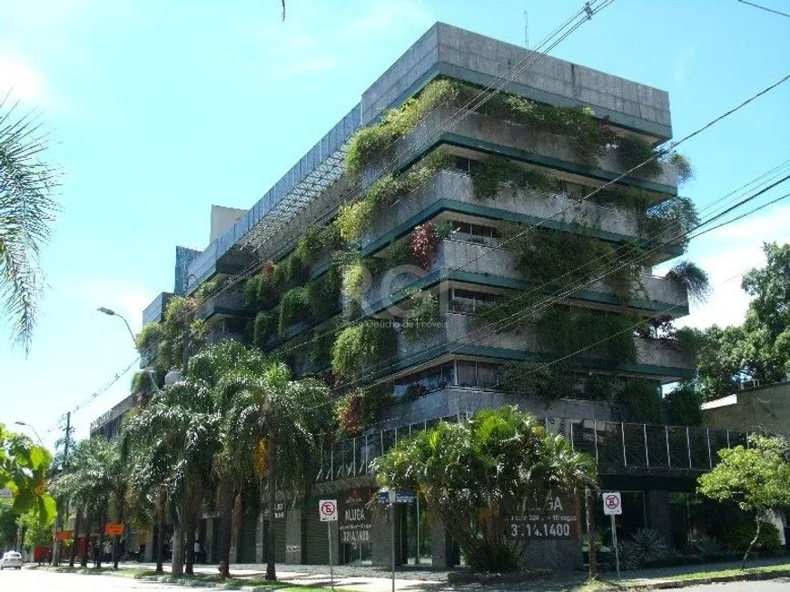 SALA COMERCIAL - Imóvel com 38,06 m², de frente 1 lavabo, piso laminado, 1 vaga de box N. 76. (VALOR