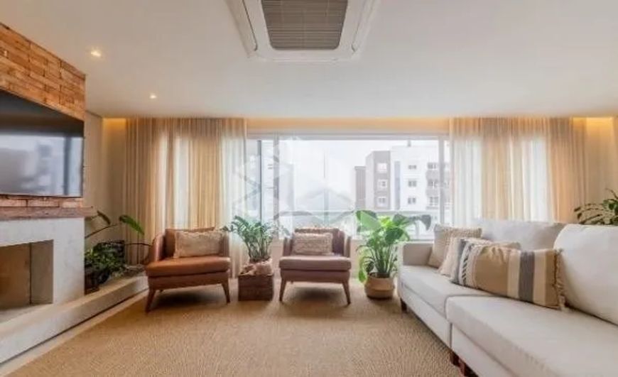 Apartamento em Menino Deus