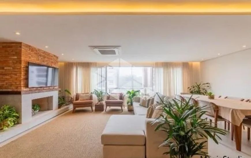 Apartamento em Menino Deus