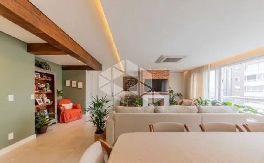 Apartamento em Menino Deus
