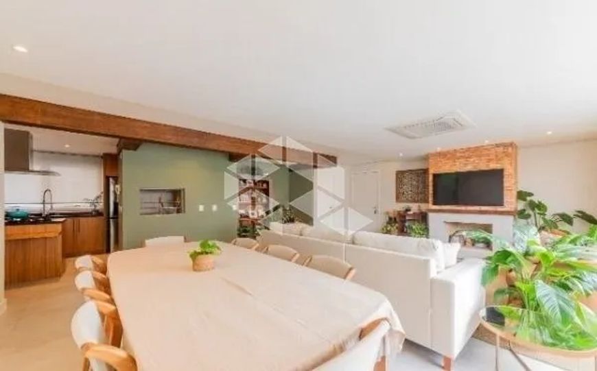 Apartamento em Menino Deus