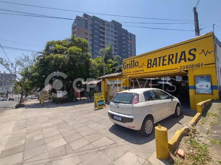 Amplo terreno junto à av. do Forte, próximo ao Iguatemi