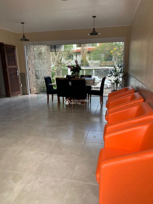 CASA PARA INVESTIMENTO, JÁ LOCADA BAIRRO JARDIM LINDÓIA