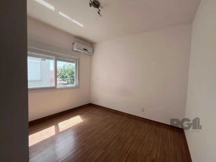 Cobertura na Barão de Teffe, com terraço, duas churrasqueiras, 2 quartos, 1 suíte, sacada, predio co