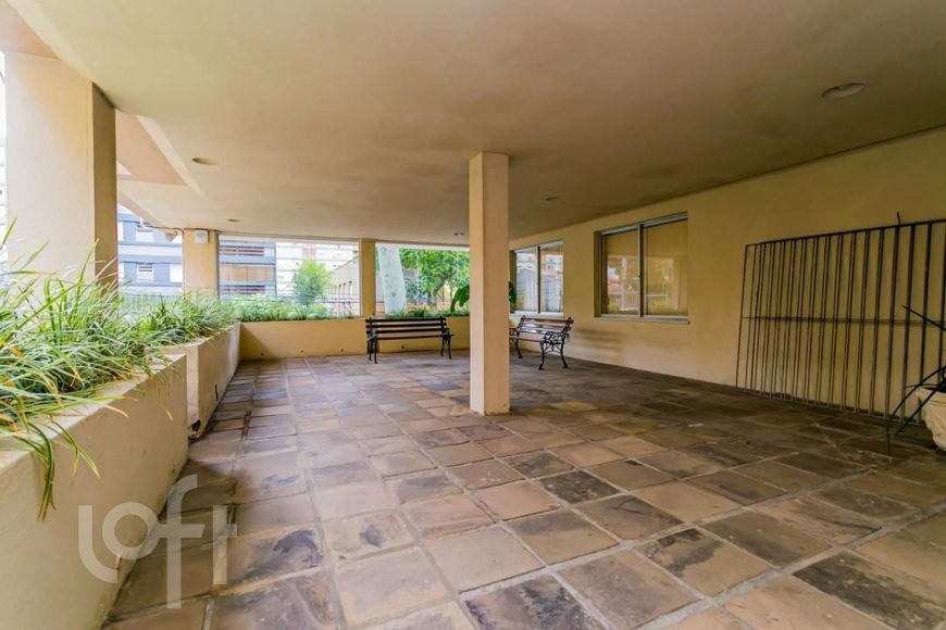Apartamento à venda em Petrópolis com 140 m², 2 quartos, 1 vaga