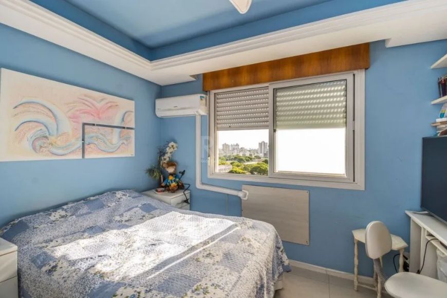 Ótima cobertura, andar alto, linda vista, com 199m² privativos, de 3 dormitórios, suíte, 2 vagas e i