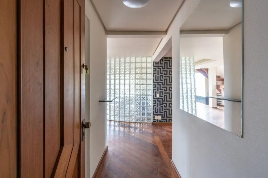 Cobertura 4 dormitórios suite c/ hidro, closet em 1 dorm, living c/ 3 ambientes, c/lareira, sacada ,