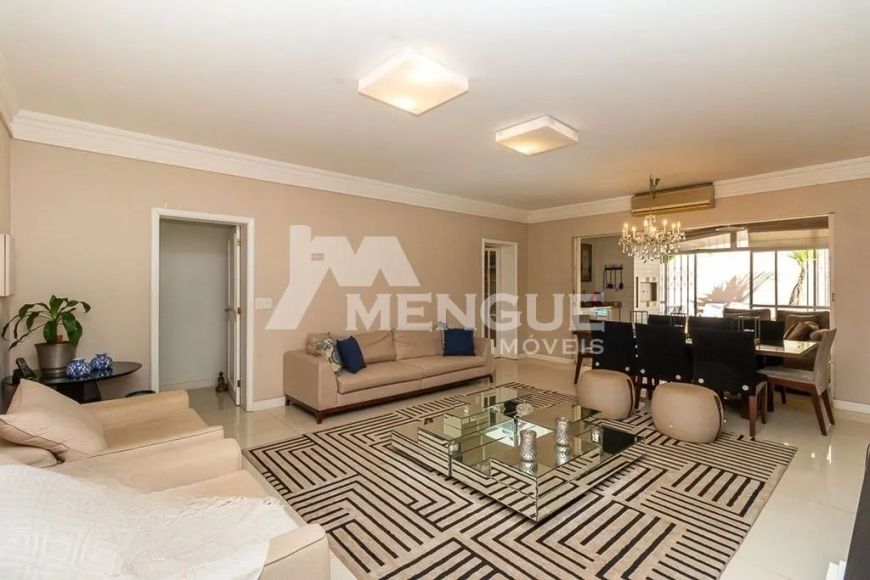 Casa residencial com 5 dormitórios e 5 vagas à venda no bairro Jardim Lindóia em Porto Alegre com 42