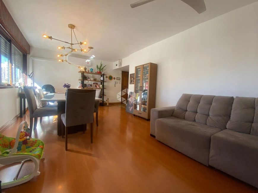 Apartamento em Menino Deus