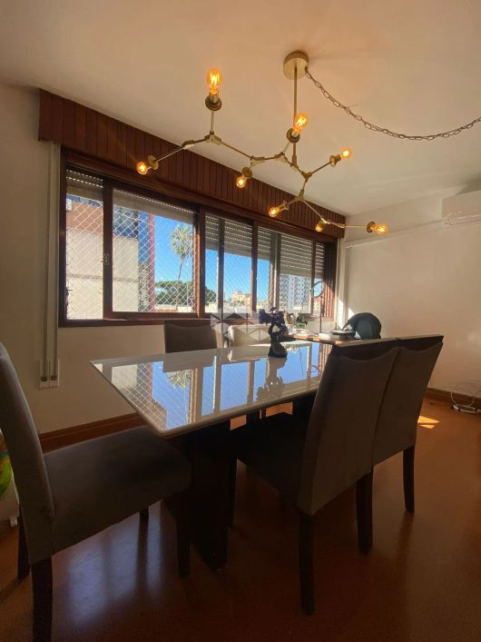 Apartamento em Menino Deus