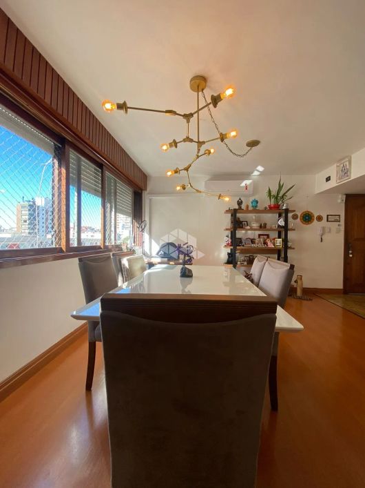 Apartamento em Menino Deus