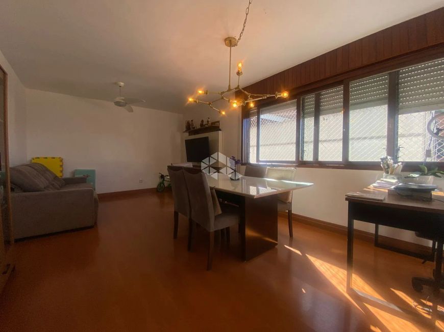 Apartamento em Menino Deus
