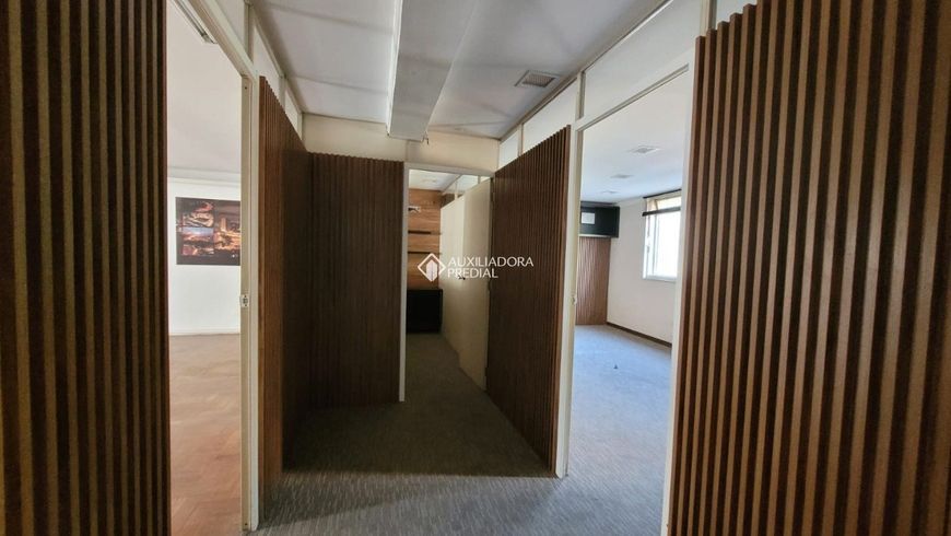 Prédio Comercial no bairro Centro Histórico