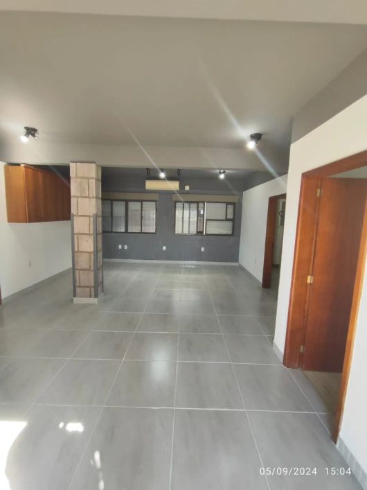 PAVILHAO PARA INDUSTRIA OU COMERCIO COM APARTAMENTO PARTENON