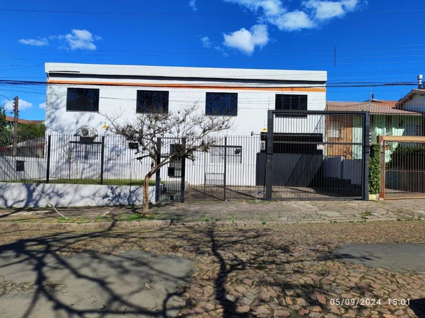 PAVILHAO PARA INDUSTRIA OU COMERCIO COM APARTAMENTO PARTENON