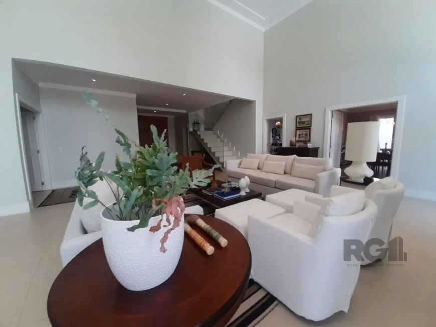 Casa maravilhosa no Terra Ville com 4 dormitórios, sendo 3 suítes, com possibilidade de transformar