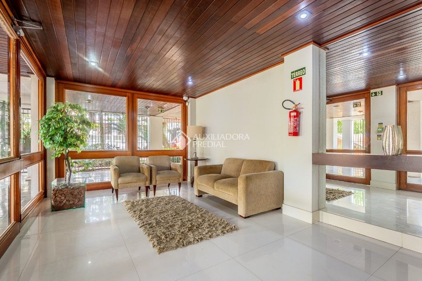Apartamentos 4 dormitórios o coração do Mont Serrat