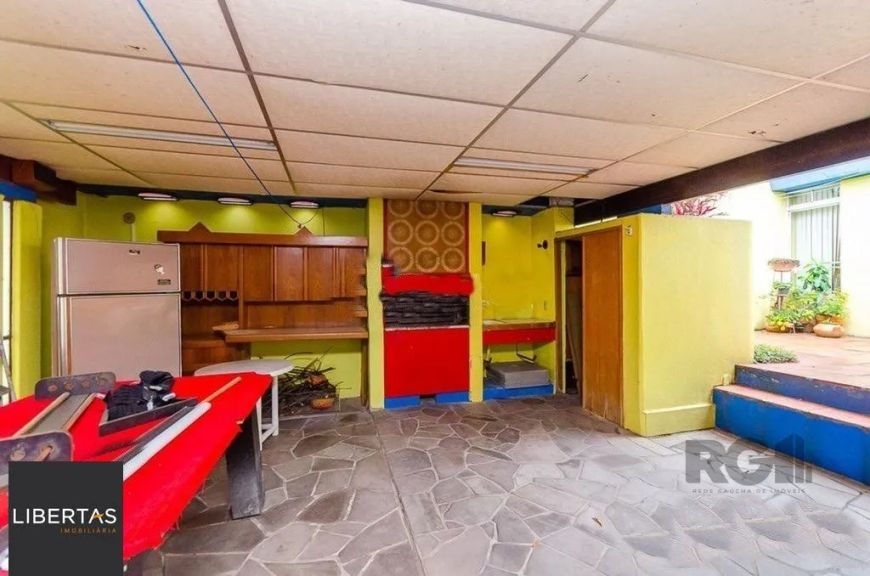 Casa 4 dormitórios à venda Chácara das Pedras Porto Alegre/RS