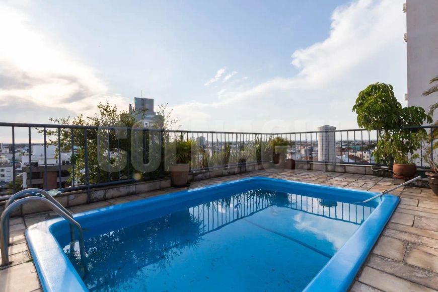VISTA INDEVASSÁVEL! TERRAÇÃO COM PISCINA!