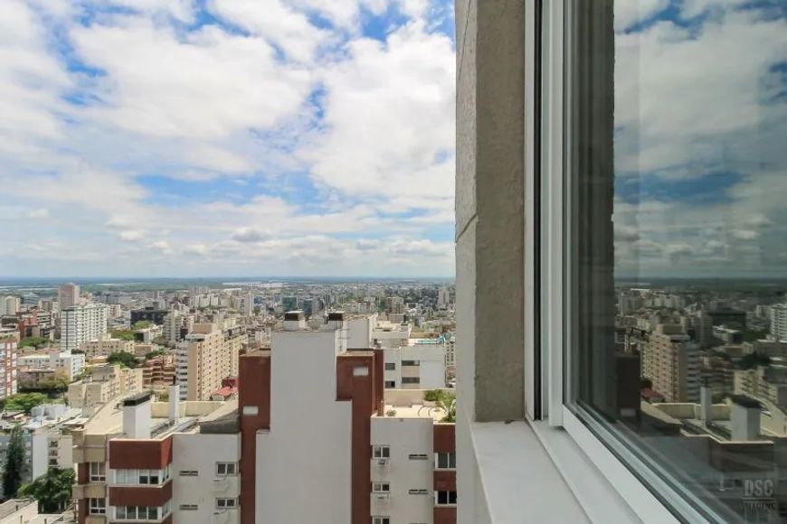 Apartamento de alto padrão, no melhor ponto da Bela vista na Antonio Parreiras, 15 andar, vista do G