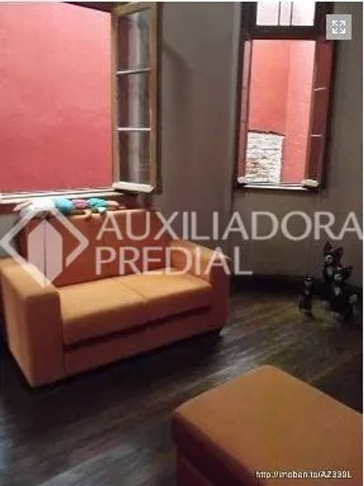 Casa residencial à venda no bairro Cidade Baixa com 360 m² e 1 dormitório/quarto.