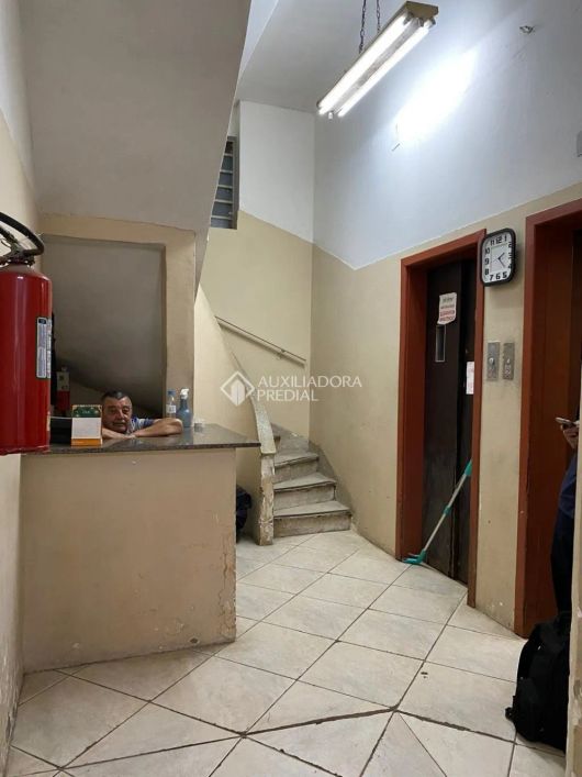 Imóvel para venda tem 1611 metros quadrados com 40 quartos em Centro Histórico - Porto Alegre - RS
