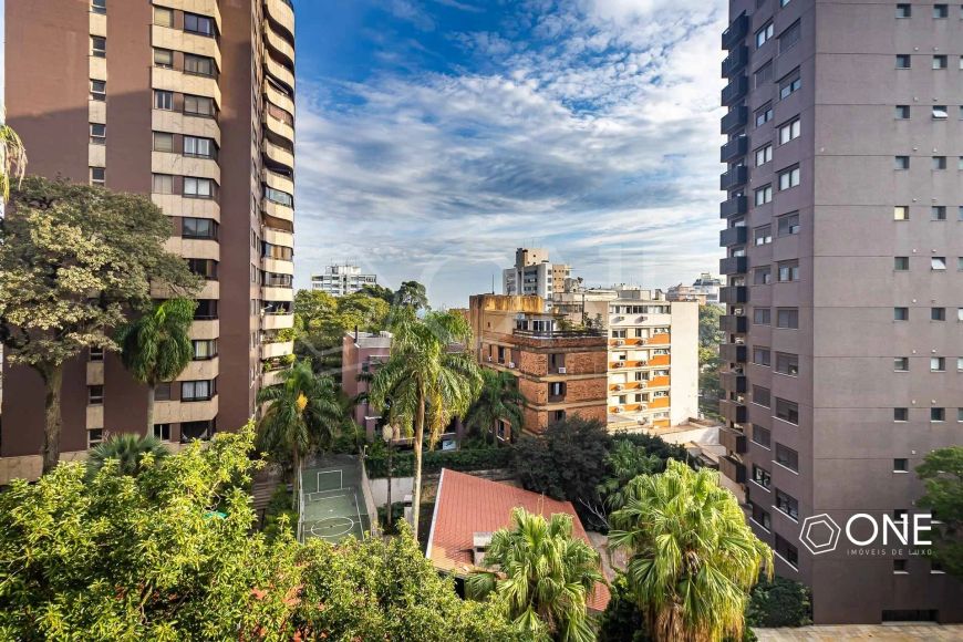 Sala comercial com 2 consultórios no bairro Moinhos de Vento
