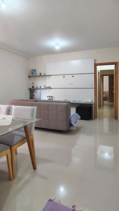 Imóvel para venda possui 72 metros quadrados com 2 quartos em Chácara das Pedras - Porto Alegre - RS