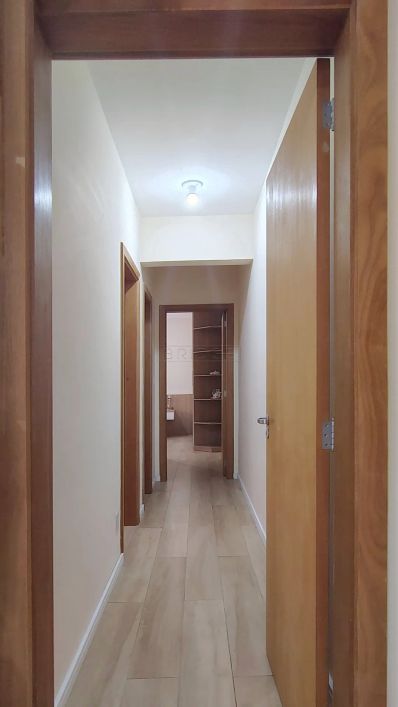 Imóvel para venda possui 72 metros quadrados com 2 quartos em Chácara das Pedras - Porto Alegre - RS