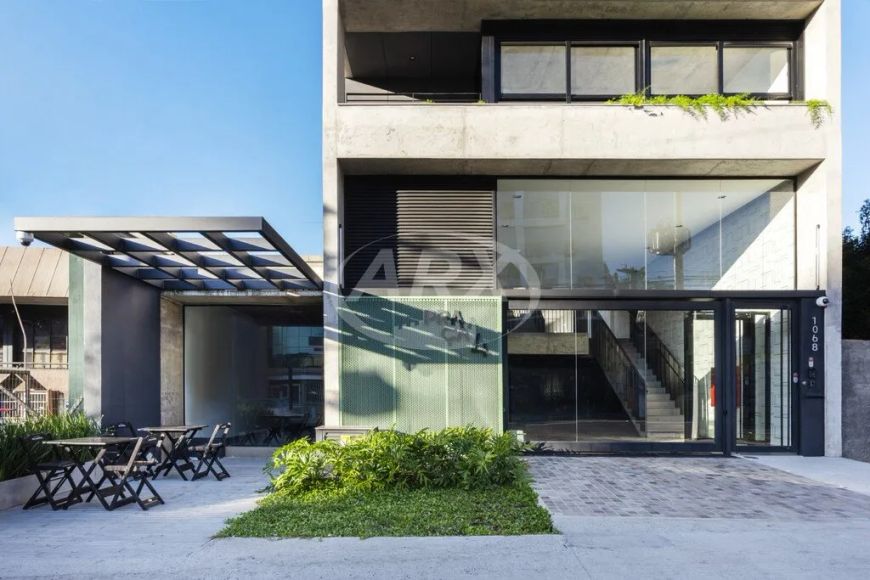 Cobertura Duplex de 75.25m² no bairro Menino Deus,