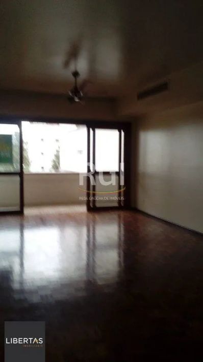 Apartamento à venda - 3 quartos - Dona Lucinda, Porto Alegre
