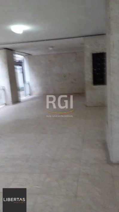 Apartamento à venda - 3 quartos - Dona Lucinda, Porto Alegre