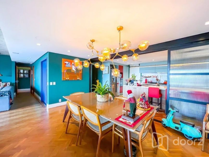 Imóvel na Engenheiro Álvaro Nunes Pereira com 3 dormitórios e 268.17m²